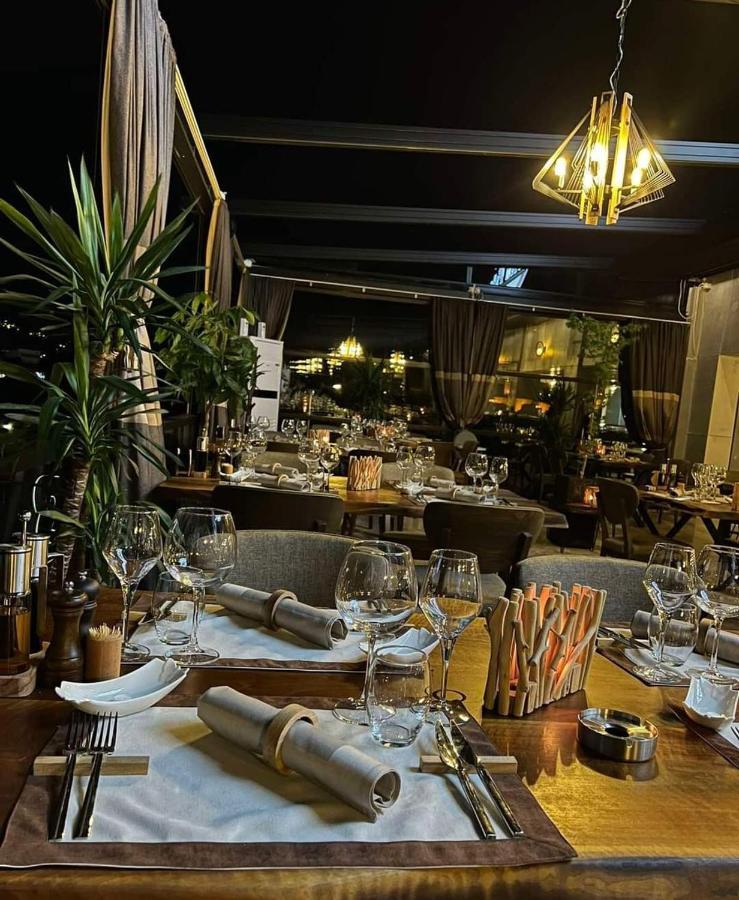 Austrian Palace Hotel Skopje Luaran gambar